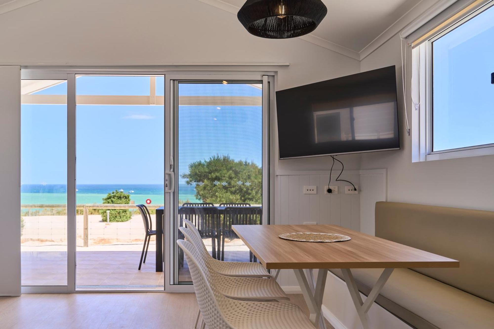 Tasman Holiday Parks - Denham Seaside Exterior photo